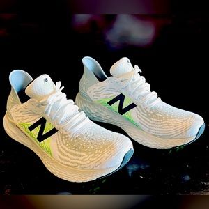 New Balance Men Fresh Foam 1080 v10 Very Good Condition